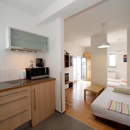 Bc Apartments - Mit Zentralheizung Senj  Room photo